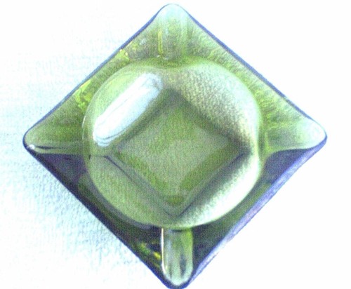 VINTAGE GLASS ASHTRAY SQUARE / USED - Picture 2 of 2
