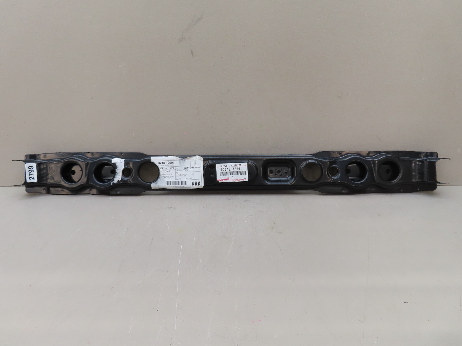 08-18 GENUINE TOYOTA PRIUS V SCION LOWER RADIATOR SUPPORT  BAR OEM 53218-12901