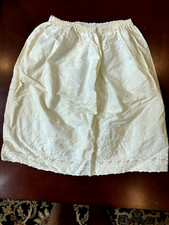 1950s/1960s Vintage VTG Sears Half Slip size 8