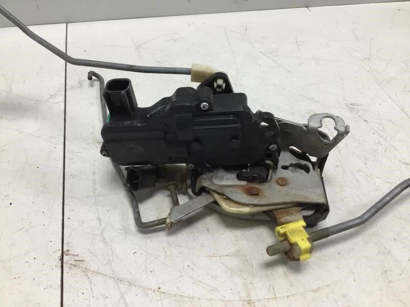 ЗАВОДСКАЯ ЗАЩЕЛКА ЗАМКА ПЕРЕДНЕЙ ЛЕВОЙ ВОДИТЕЛЬСКОЙ ДВЕРИ FORD FREESTYLE 2005 - Изображение 3 из 4