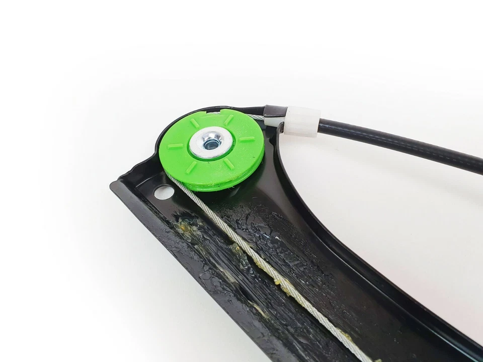 Audi A3 8P Sportback [2004-13] Rear Drivers O/S Right Electric Window Regulator - Image 2 of 4