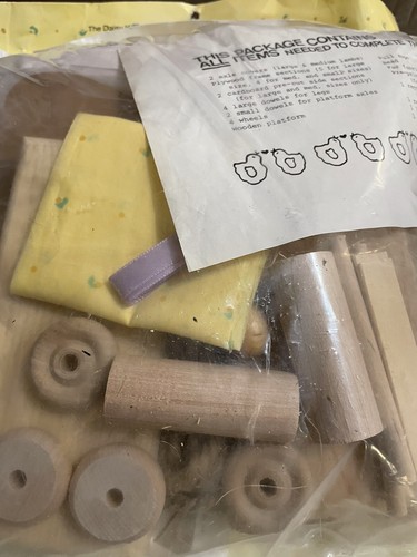 Vtg Med Daisy Kingdom LULLABY LAMBS Pull Toy Kit Nursery Collection Infant New - Picture 8 of 11