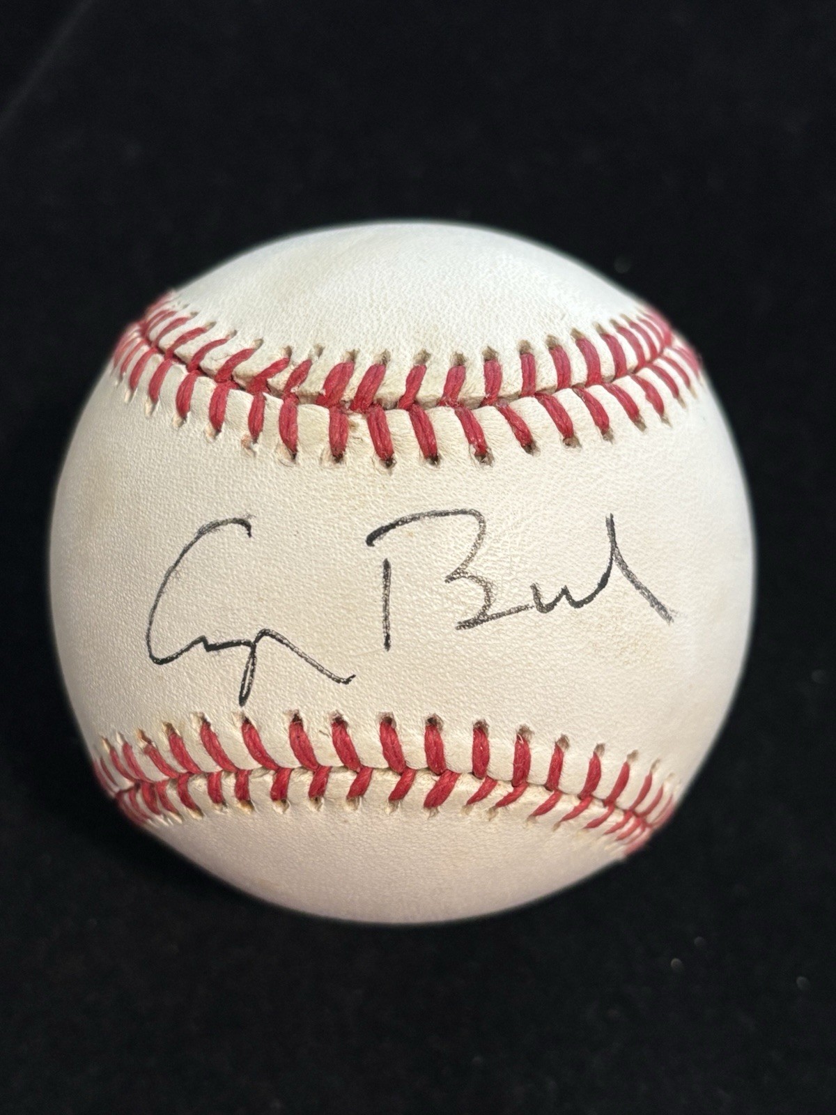 GEORGE HW BUSH Signed ONL Baseball, 41st President, Bold Auto, JSA LOA.