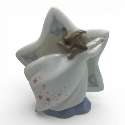 Estrella Fugaz Shooting Star Figurine 01394 - NAO by Lladro Made in Spain