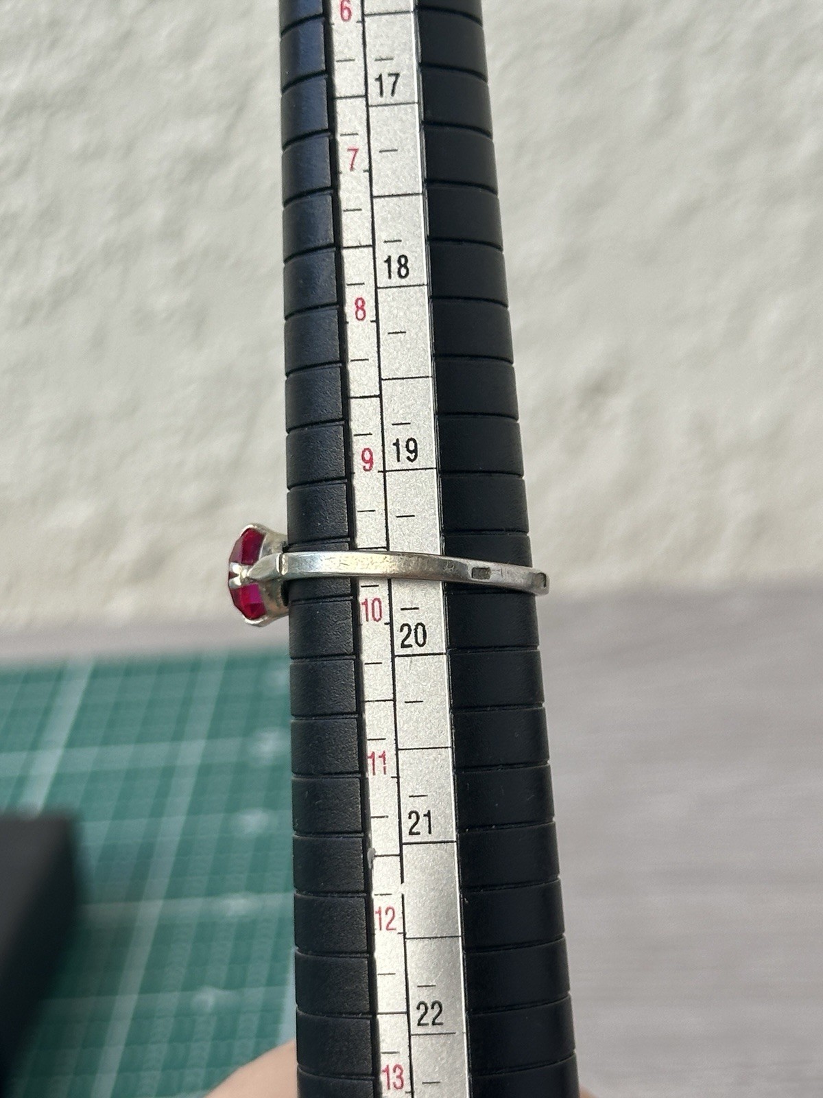 Vintage Soviet Ruby Ring with Split Shank – 875 S… - image 9