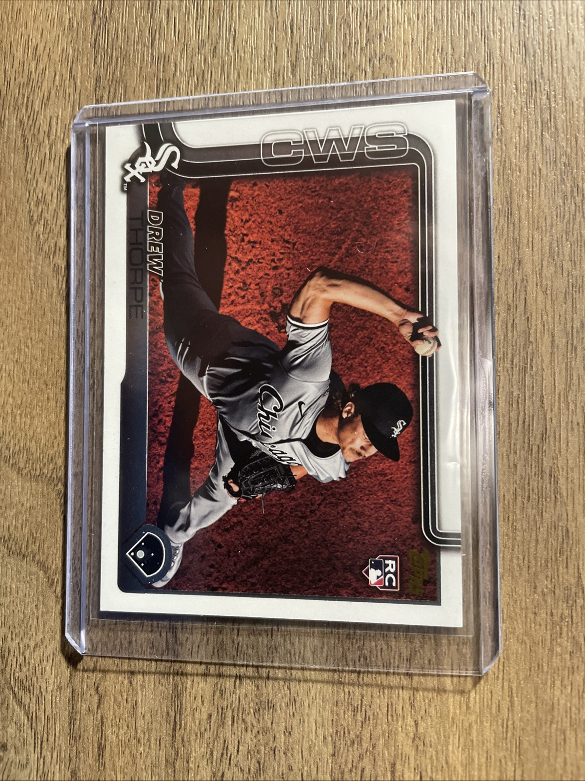 2025 TOPPS SERIES 1 #320 DREW THORPE SSP GOLDEN MIRROR IMAGE VARIATION WHITE SOX