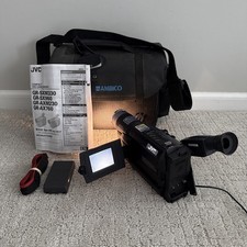 JVC GR-AXM230U Compact VHSC Video Camcorder Camera 400x Zoom VCR Transfer TESTED