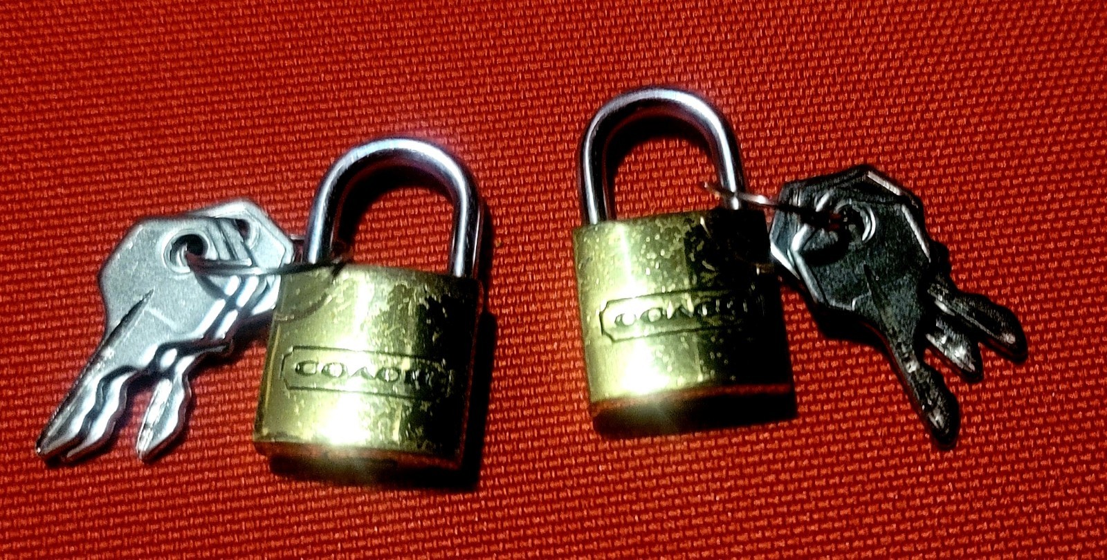 Vintage Gold Coach Lock & Key Keychain