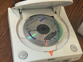 Dreamcast Lot 16 Games + 6 Demo Discs + Dreamcast Turns on - Does Not Read Disc