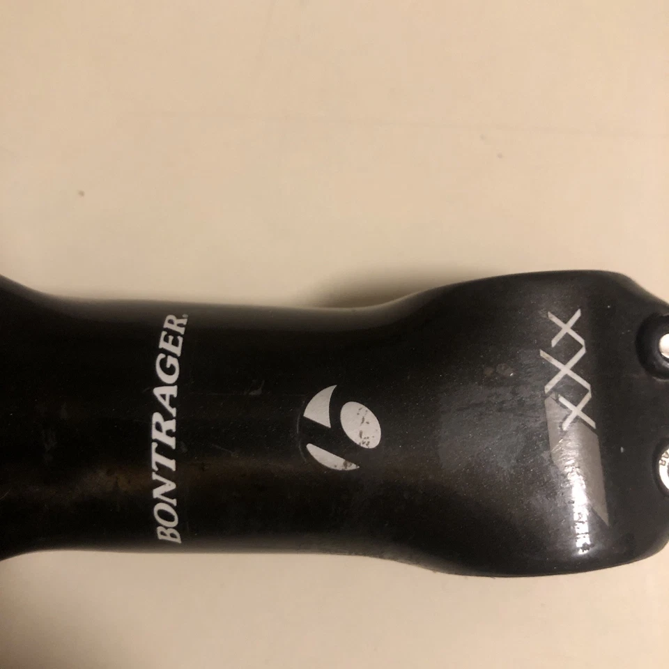 Bontrager XXX Carbon Stem 100 mm 7 degree 31.8 gloss black light road bike - Image 4 of 4