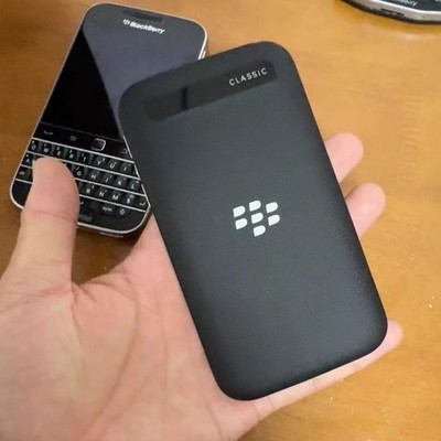 BlackBerry Classic Q20 Unlocked 4G LTE Retro Smartphone 16GB+2GB