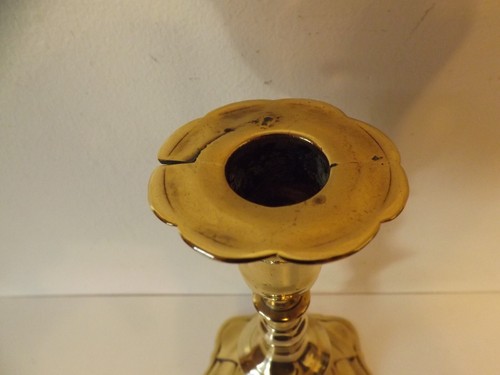 George II Seamed Brass Petal Base Candlestick 19cm Tall - Picture 5 of 8