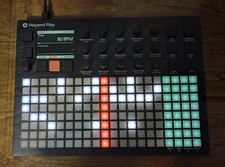 Polyend Play Sample-Based - Groovebox  Drum Machine - works well 