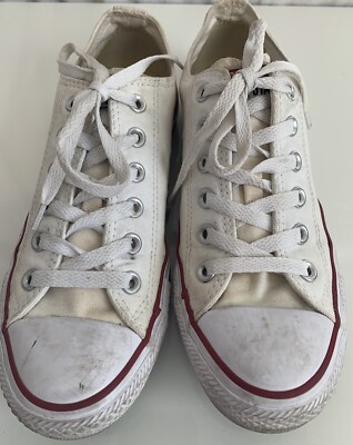 Converse All Star Low Top White Sneakers Woman s Size 8 Lace Up