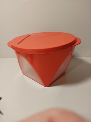 Tupperware Magic Window Bowl 1.5 Liter w/ lid 5573A Watermelon