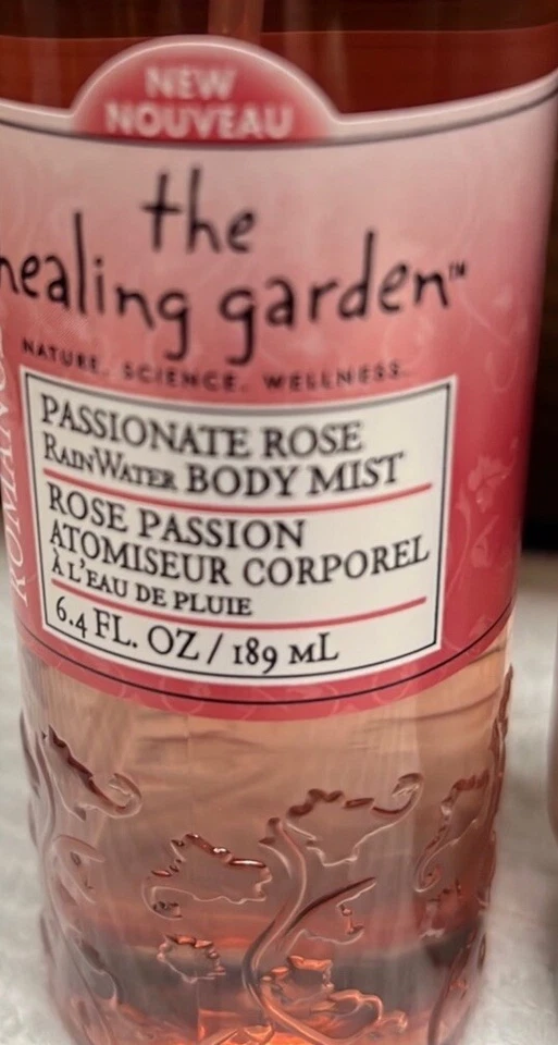 The Healing Garden PASSIONATE ROSE para ROMANCE Juego de lavado y niebla corporal Foto 2 de 4