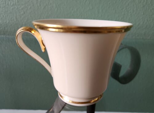 Lenox ETERNAL Ivory Bone China FOOTED Coffee Cup TEACUP Gold Trim USA Mint! - Picture 2 of 4