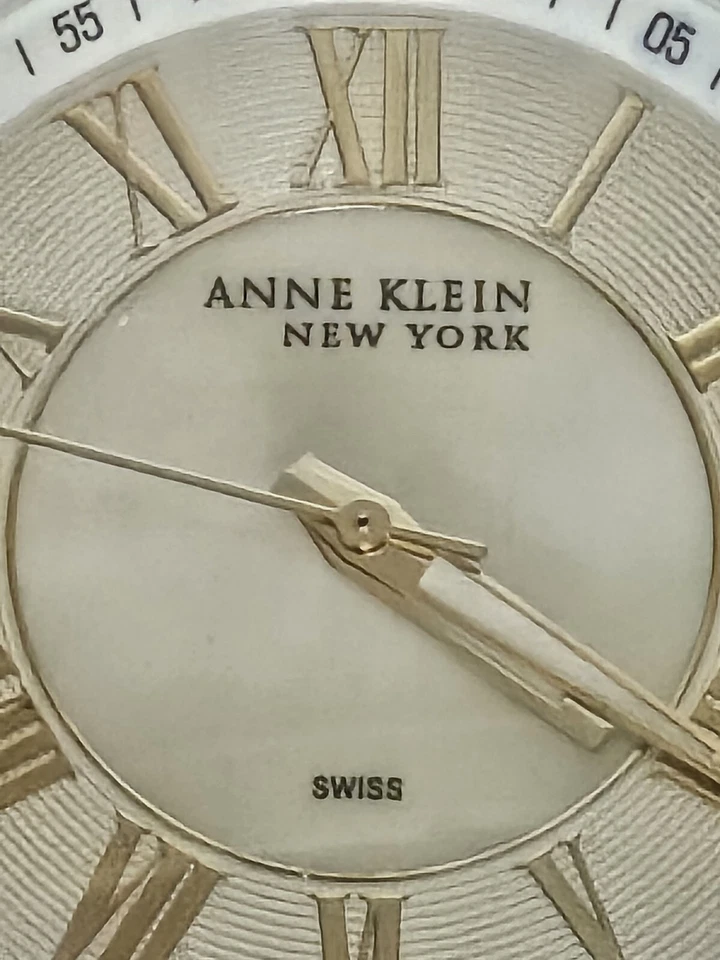 华丽的瑞士 Anne Klein 12/2155 施华洛世奇水晶全新电池运行良好 — 第 2/4 张图片