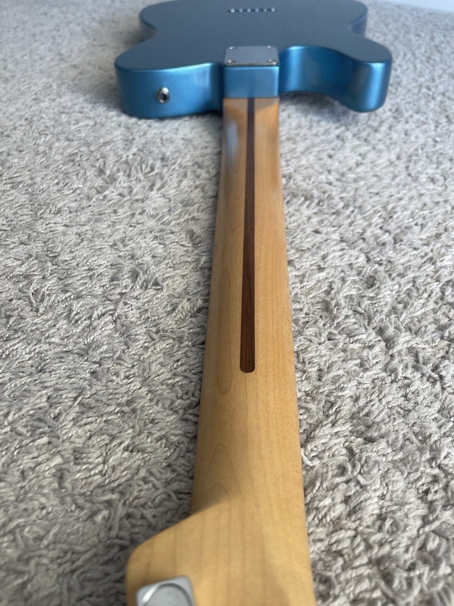 Fender Standard Telecaster 2013 MIM Lake Placid Blue Maple