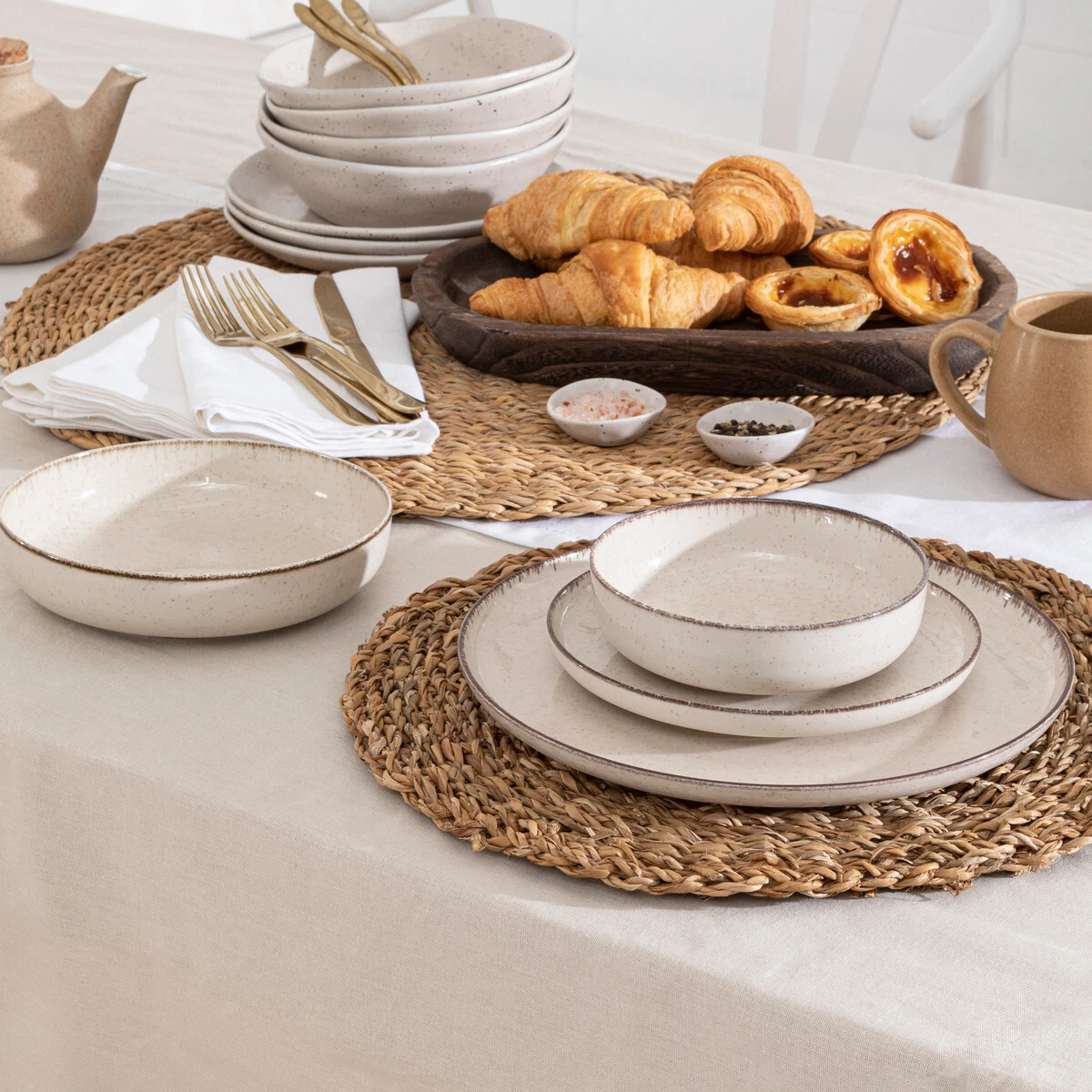 Habitat crockery top