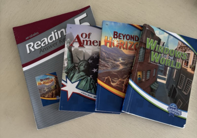 Abeka 5th Grade 5 Reading Books and Answer Key  Lot No Writing in Books