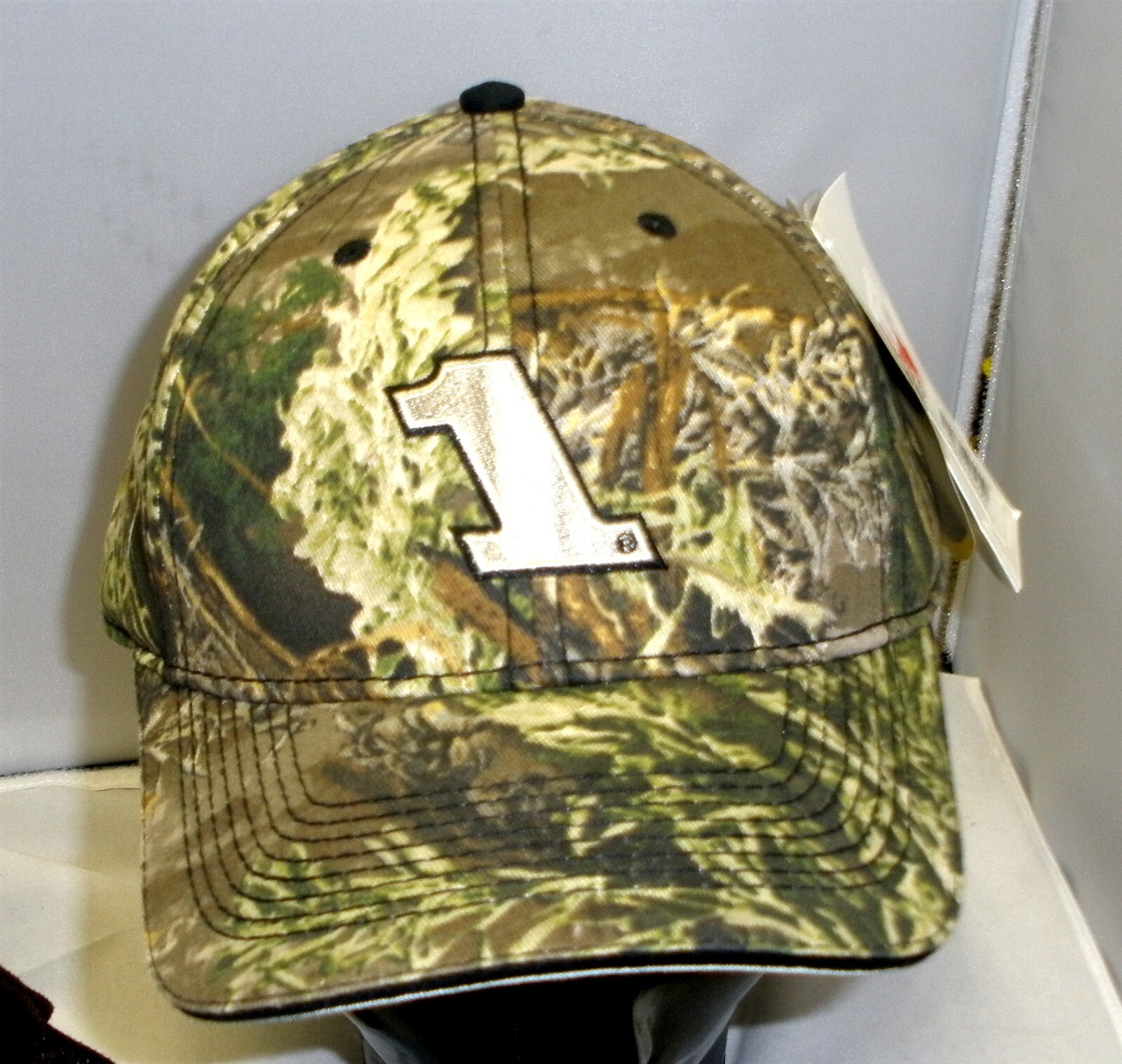 Picture 1 of 4