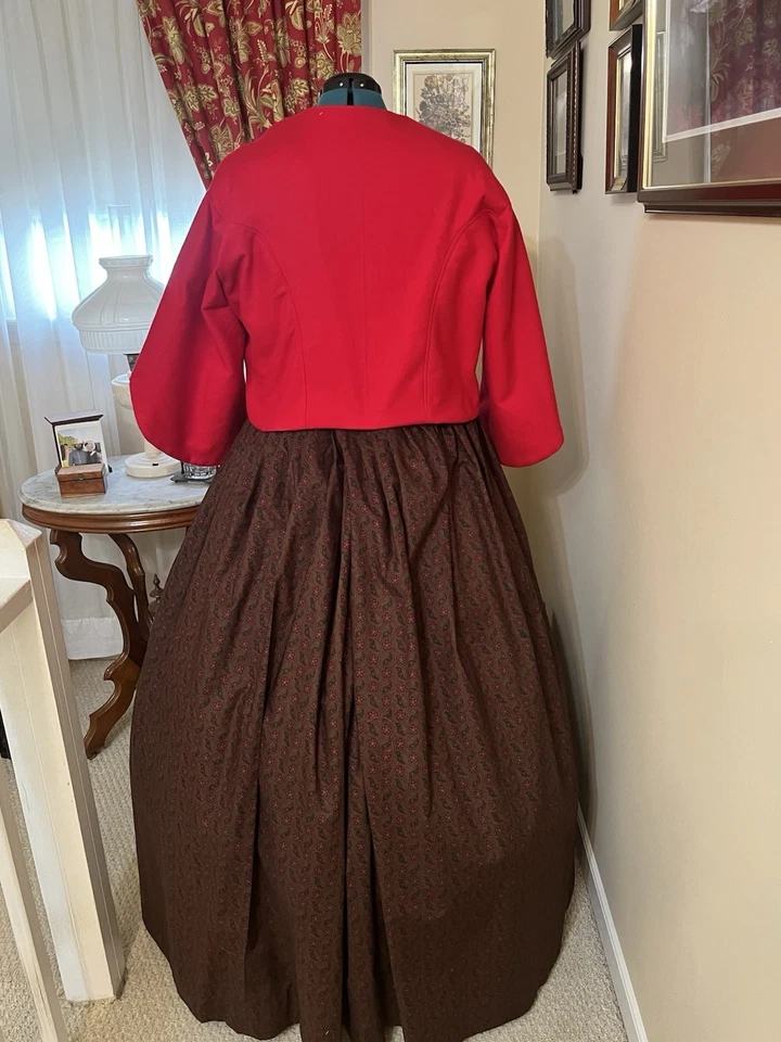 Chaqueta y falda de algodón Zouave de franela de algodón rojo recreación de la Guerra Civil para damas Foto 3 de 3