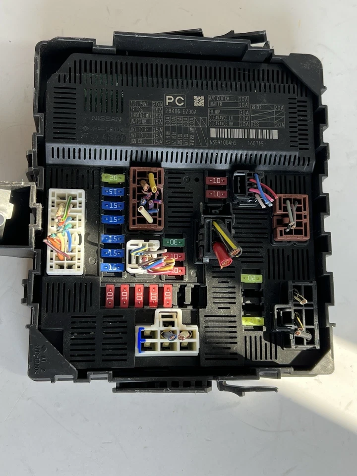 Nissan Titan 2017 motor caja de fusibles relé módulo de control IPDM 284B6EZ30A fabricante original Foto 4 de 4