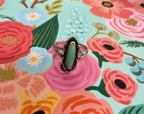 ELEGANT VINTAGE NAVAJO ROYSTON TURQUOISE STERLING SILVER RING Size 7