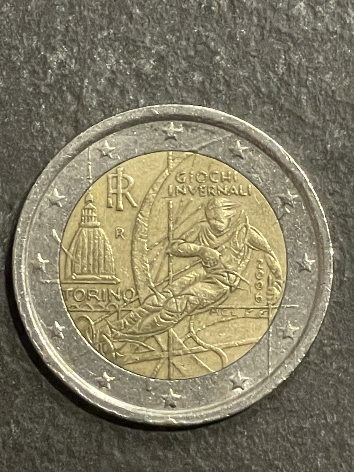 Foto 1 di 2