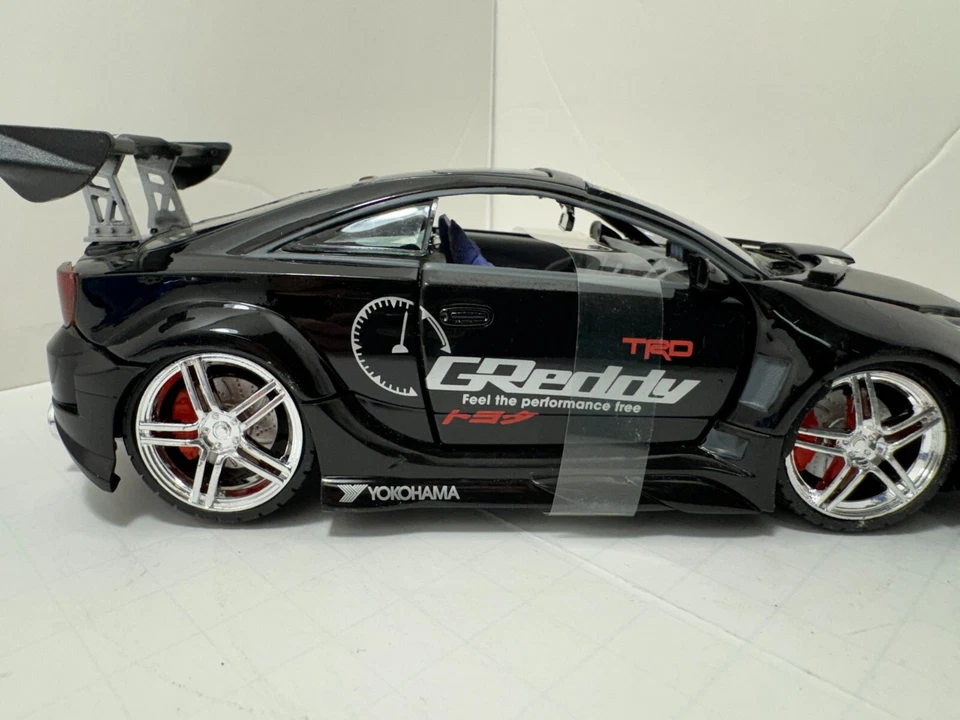 2001 Toyota Celica (масштаб 1:24) литой ** на продажу!!!!****** - Изображение 2 из 4