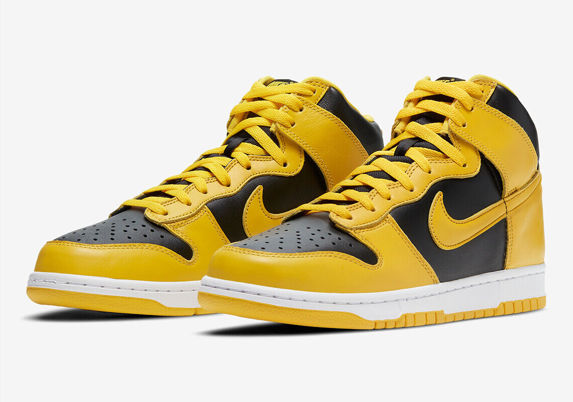 Nike Dunk High Varsity Maize