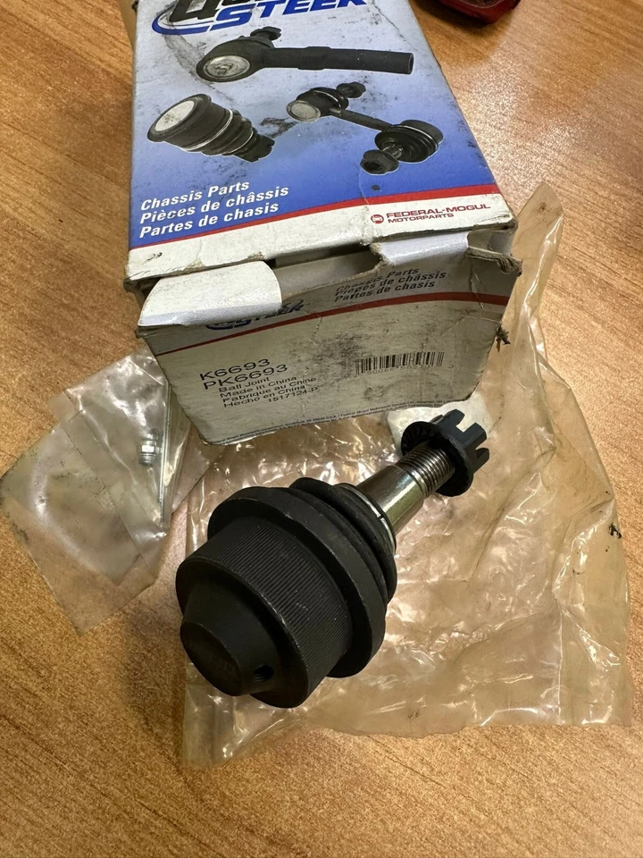 LOWER BALL JOINT FOR CHEVROLET AVALANCHE SILVERADO SUBURBAN H2 GMC SIERRA YUKON - Image 3 of 4