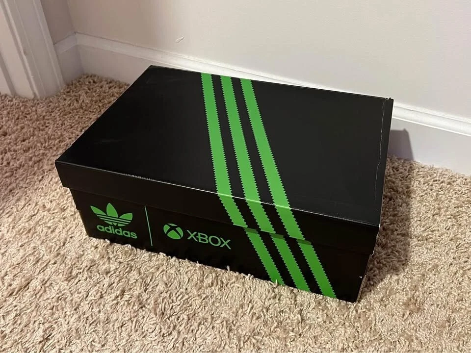 adidas gazelle silver green womens adidas x XBOX - Forum Tech Boost main image 0