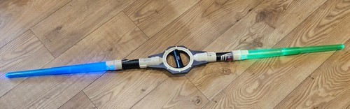 STAR WARS CLONE WARS 2009 General Grievous Spinning Electronic Light Saber GC