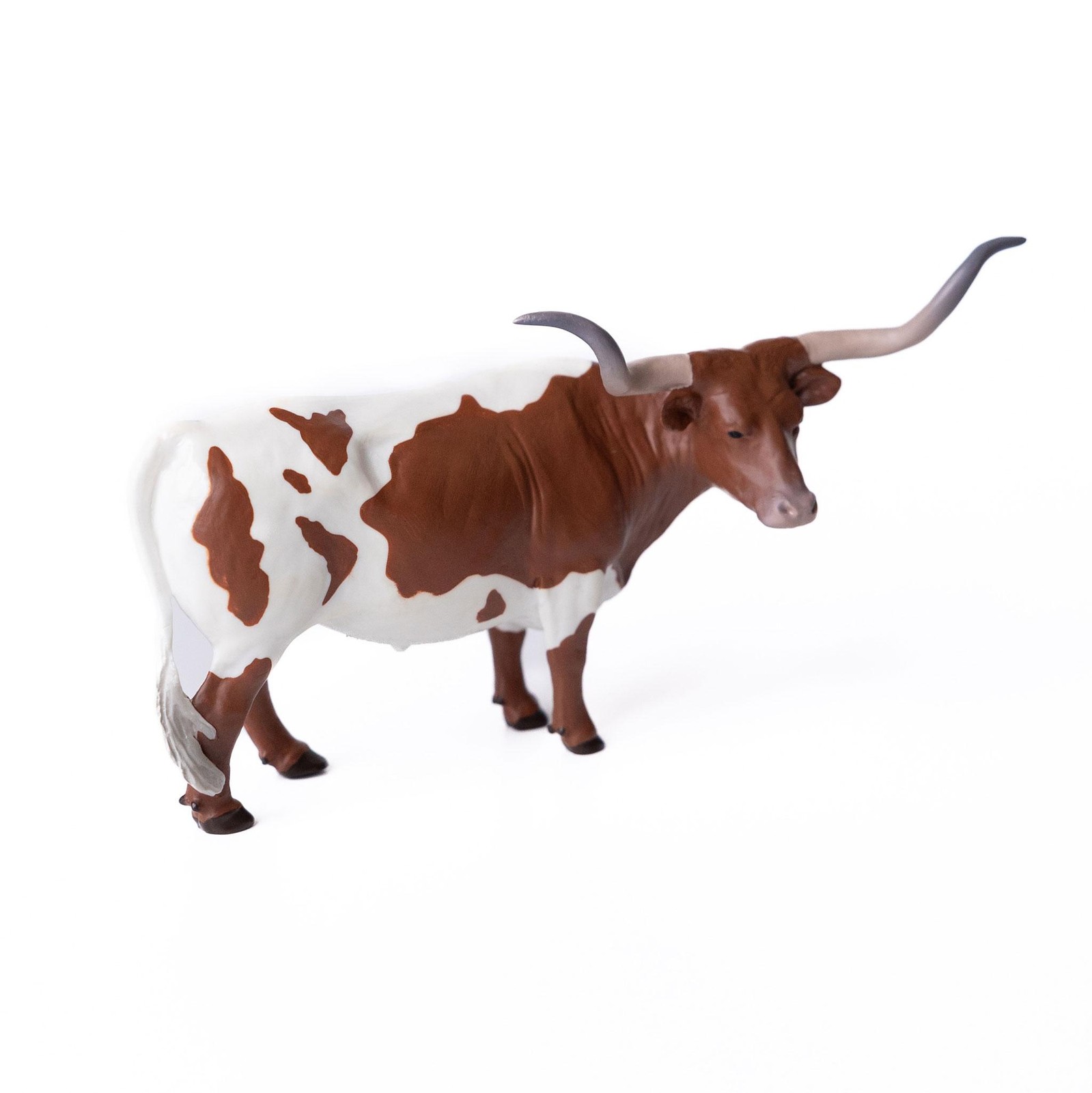 Фигурка Техасского длиннорогого быка Little Buster Toys 1/16 500271
