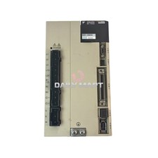 New In Box YASKAWA SGDV-7R6A11A002000 Servo Driver