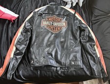 2000&rsquo;s Mens Harley Leather Motorcycle Jacket. Men&rsquo;s Size Small. Orange And Black