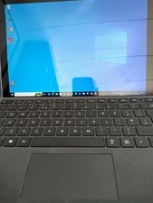 Microsoft Surface Pro 5 1796 250GB 8GB Ram i7, Keyboard, power, office pro 2021