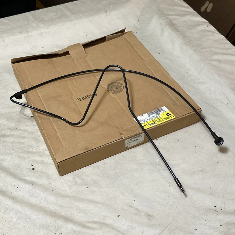 New OEM GM 12463086 Windshield Washer Nozzle Hose 2002-06 Silverado Escalade - Image 4 of 4