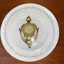 Avon Second Anniversary Plate 1977 "The Avon Doorknocker" Wedgwood-England