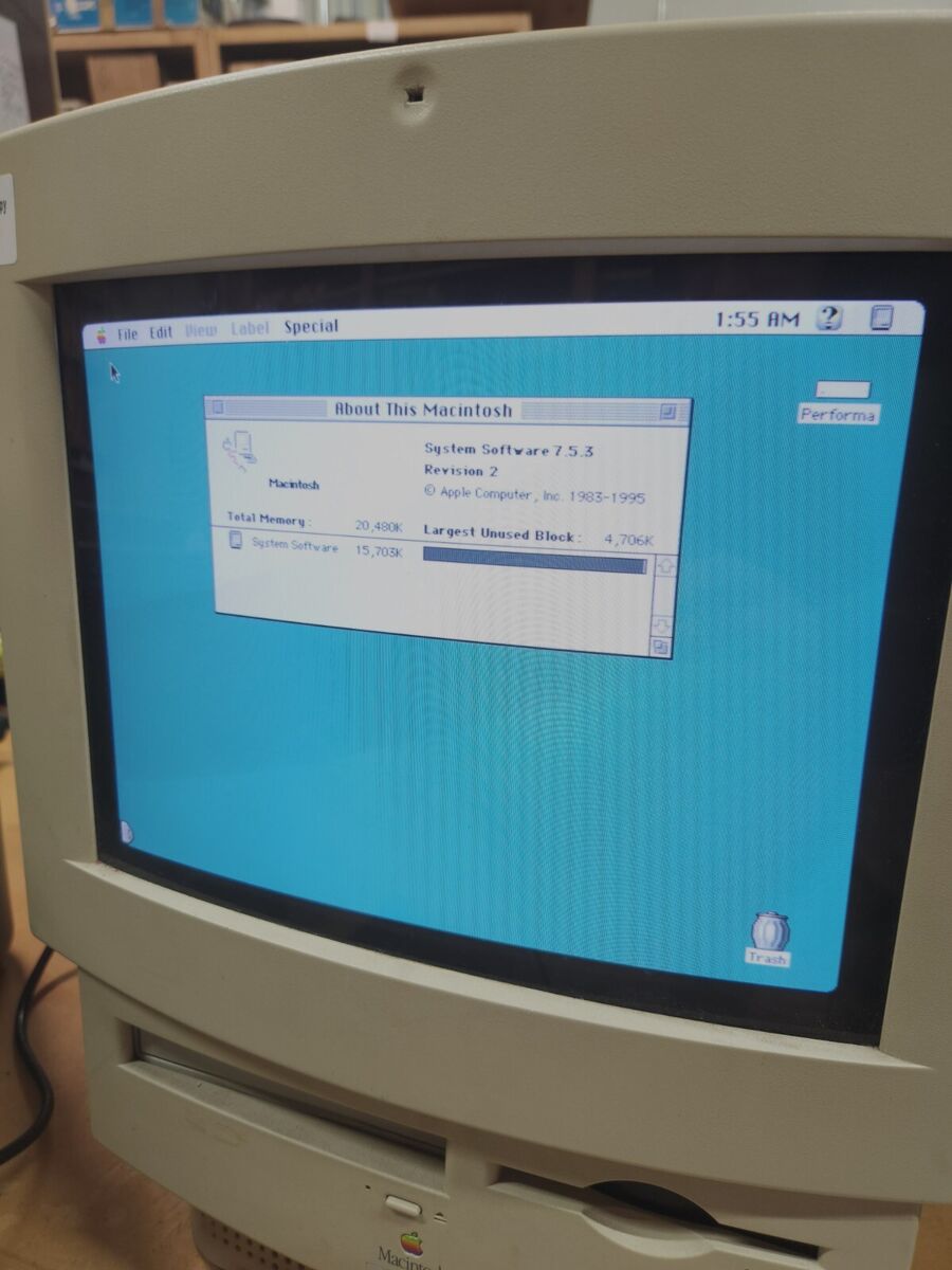 Vintage Apple Macintosh Performa 575 M1640 Computer W Vintage Apple Macintosh Performa 575 M1640 Computer W