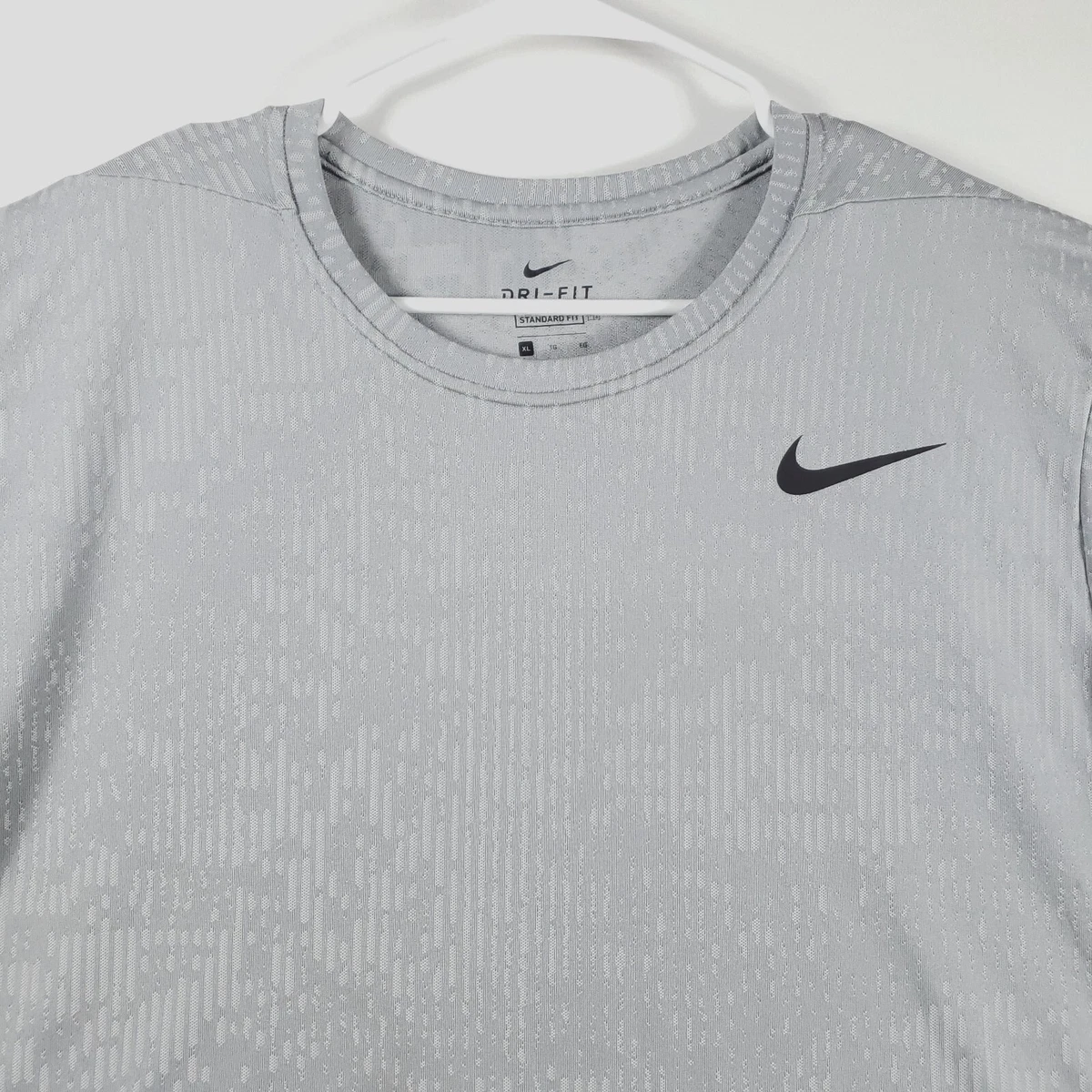 Nike standard fit shirt sale