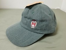 New Taz Looney Tunes Adjustable Strap Baseball Cap.