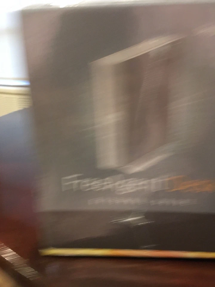 Brand NEW SEAGATE Free Agent Desk External Drive MAC 1TB USB 2.0 - Image 4 of 4