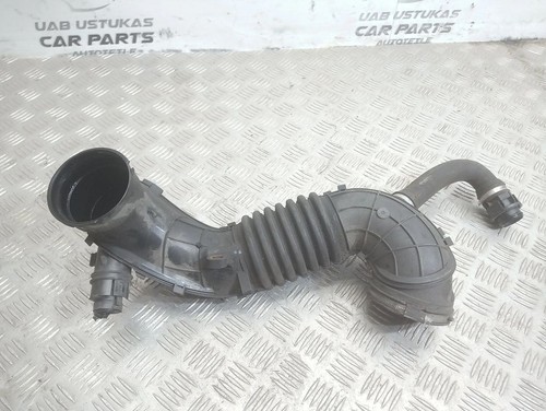 BMW 1 F20 F21 2012 Diesel 130kW Ansaugrohr Ansaugschlauch Turbolader UST103481