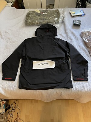 BRAND NEW SUPREME GORE-TEX TAPED SEAM JACKET SS19 BLACK - LARGE