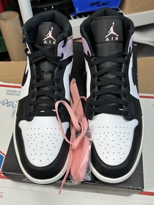 Nike Air Jordan 1 Mid SE Zen Master Black/Bleached Coral  display picture 1