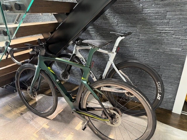 Pinarello Dogma F Edición Limitada Grand Fondo Campagnolo Foto 4 de 4