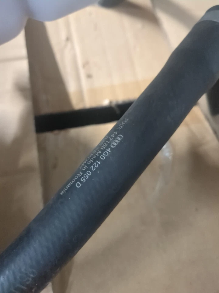 MANGUERAS TUBOS AUDI A4 B8 A5 8T 8F A6 C7 2.0 4G0122055D y LÍQUIDO DEPÓSITO 4g0121403r Foto 3 de 4